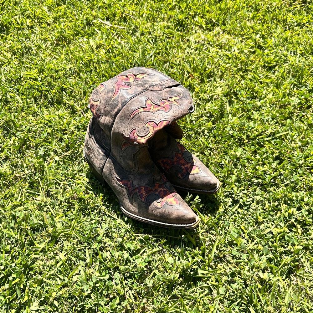 Laredo Women's Heeled Boots - Brown with Red Leopard Accents